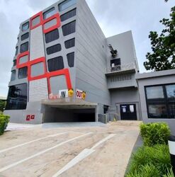 Upper Changi Road North (D17), Shop House #453470891